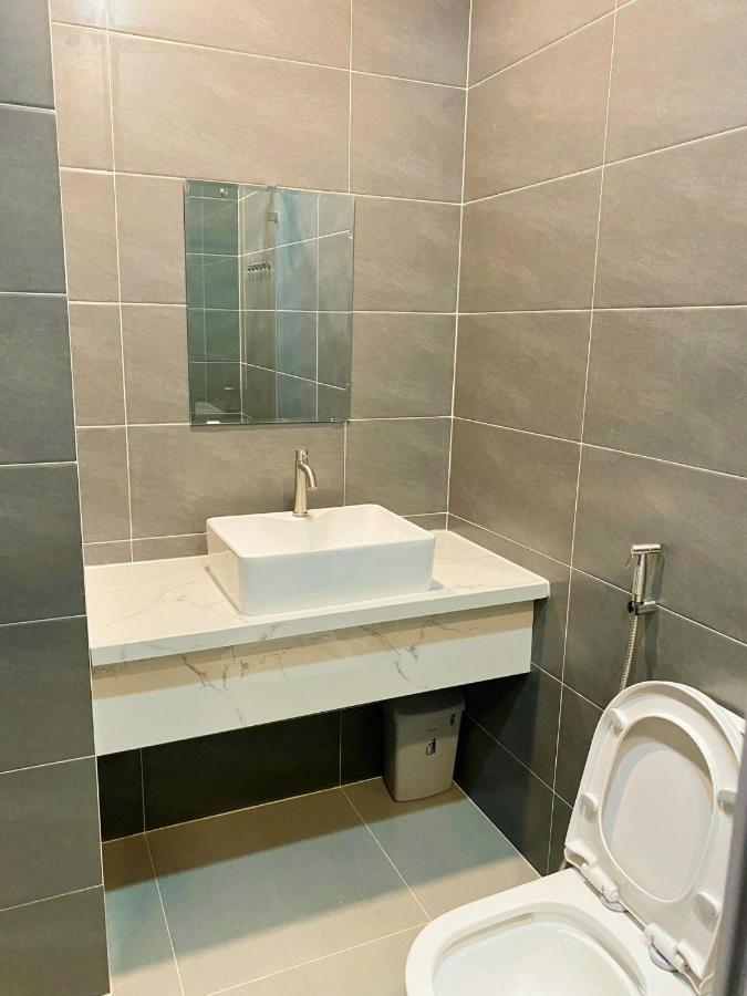 Start House Cohousing Walk 5 Minutes To The Airport Apartment Ho Şi Min Exterior foto